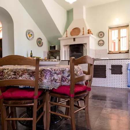 Vakantiehuis Gelso - *